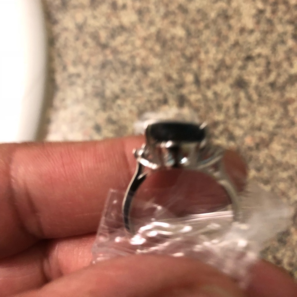 Ring - Picture 2 of 2